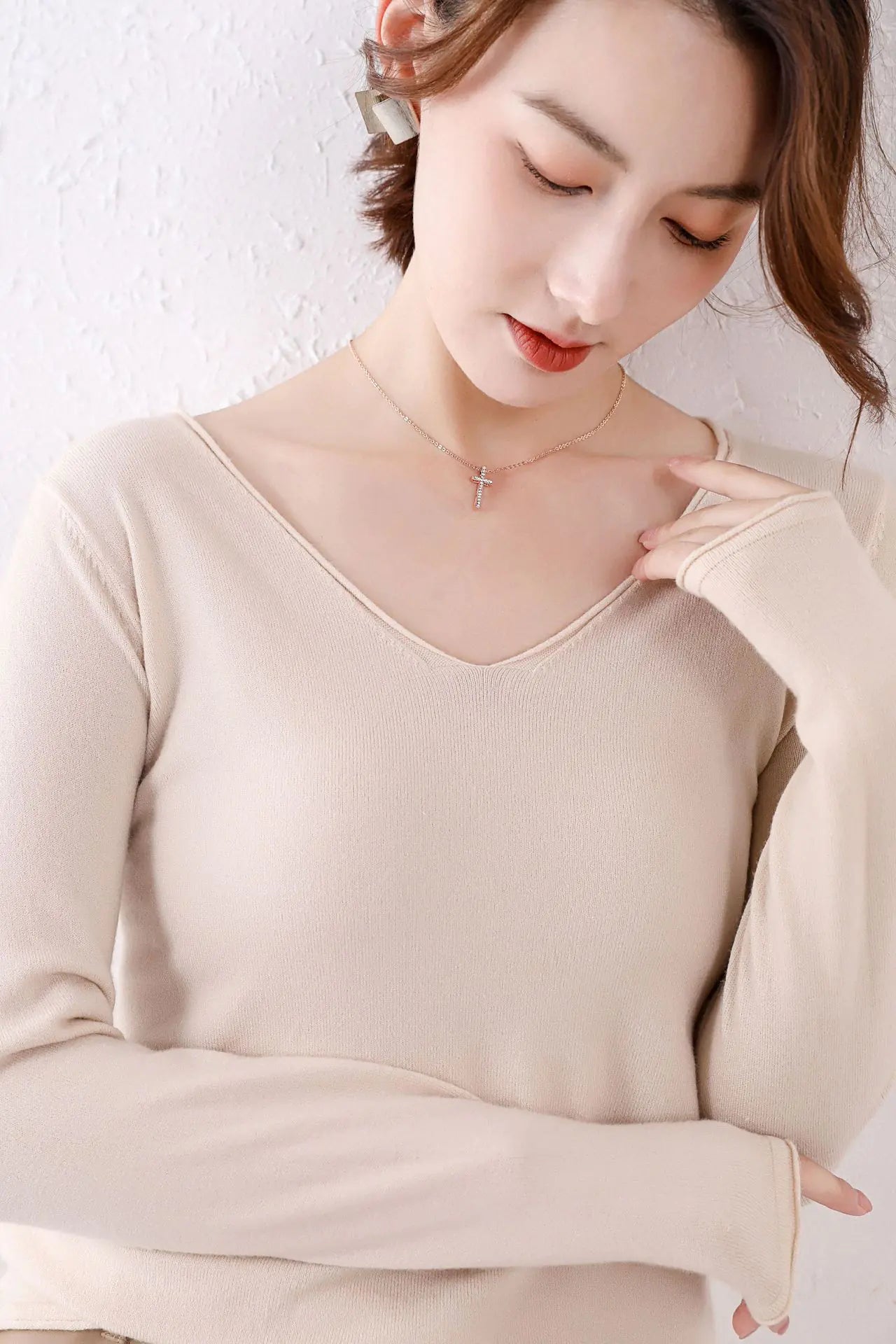 Loose V-Neck Knit Sweater