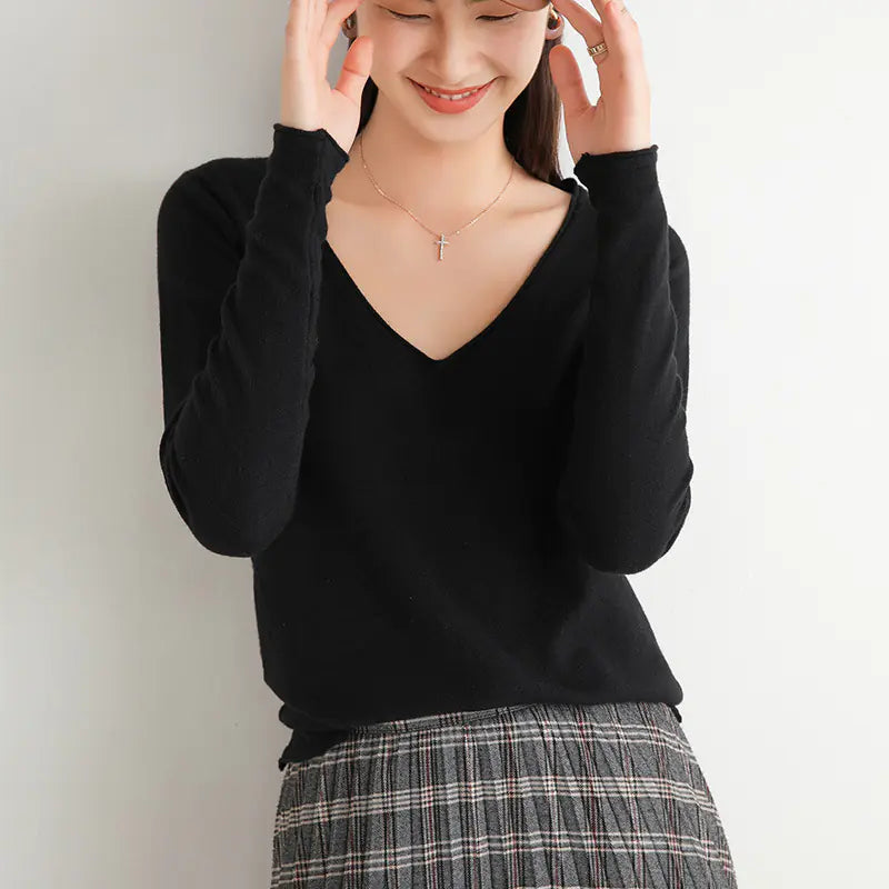 Loose V-Neck Knit Sweater